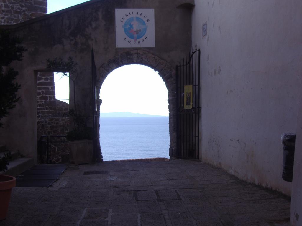 La Rosa Del Mare Apartment Castelsardo Exterior photo